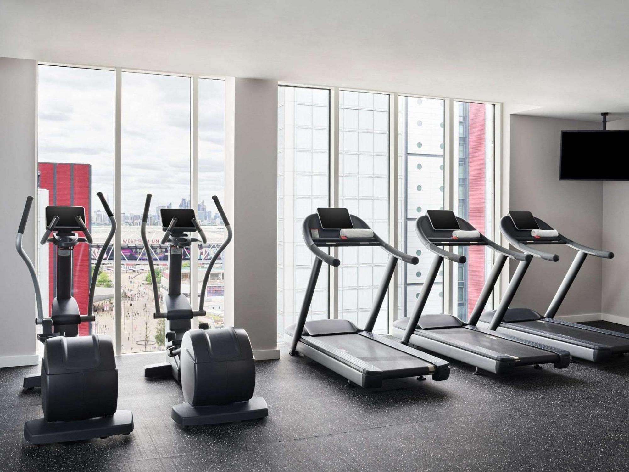 Hotel Hyatt Regency London Stratford Extérieur photo
